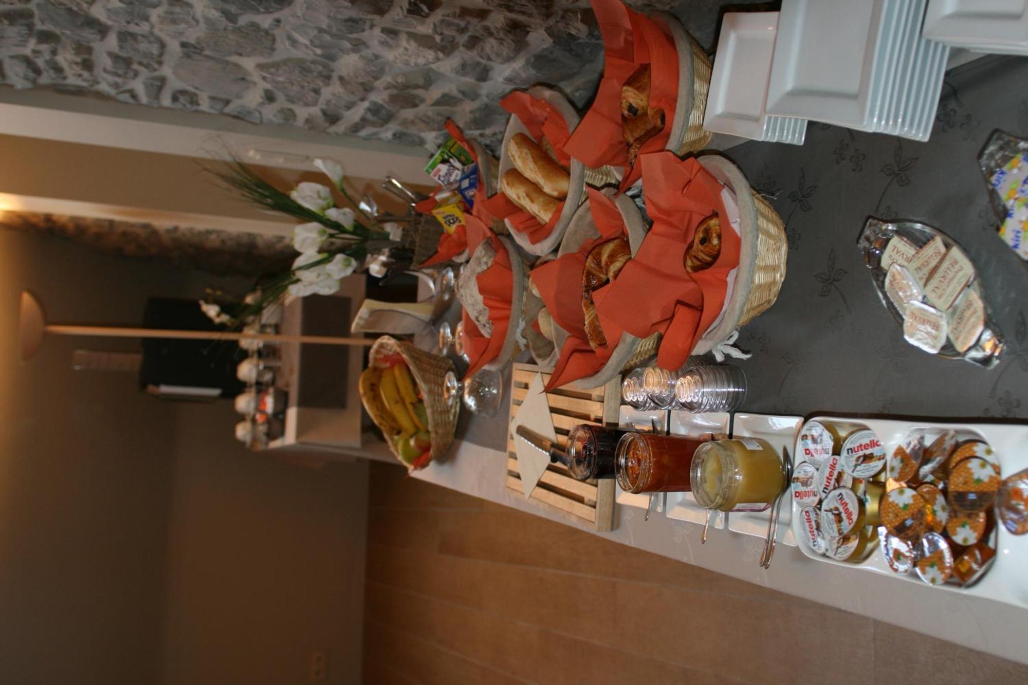 Golf & Hotel De Falnuee Mazy Екстер'єр фото