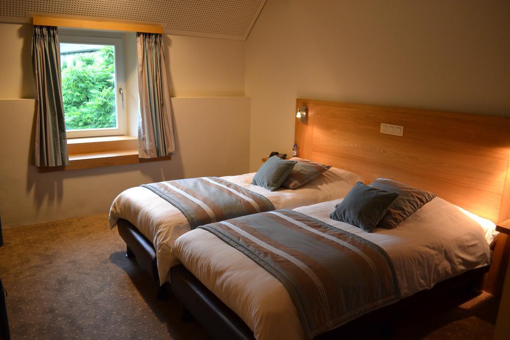 Golf & Hotel De Falnuee Mazy Номер фото