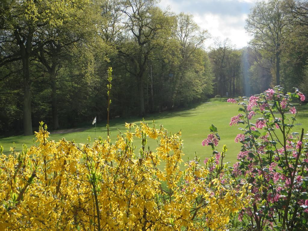 Golf & Hotel De Falnuee Mazy Екстер'єр фото